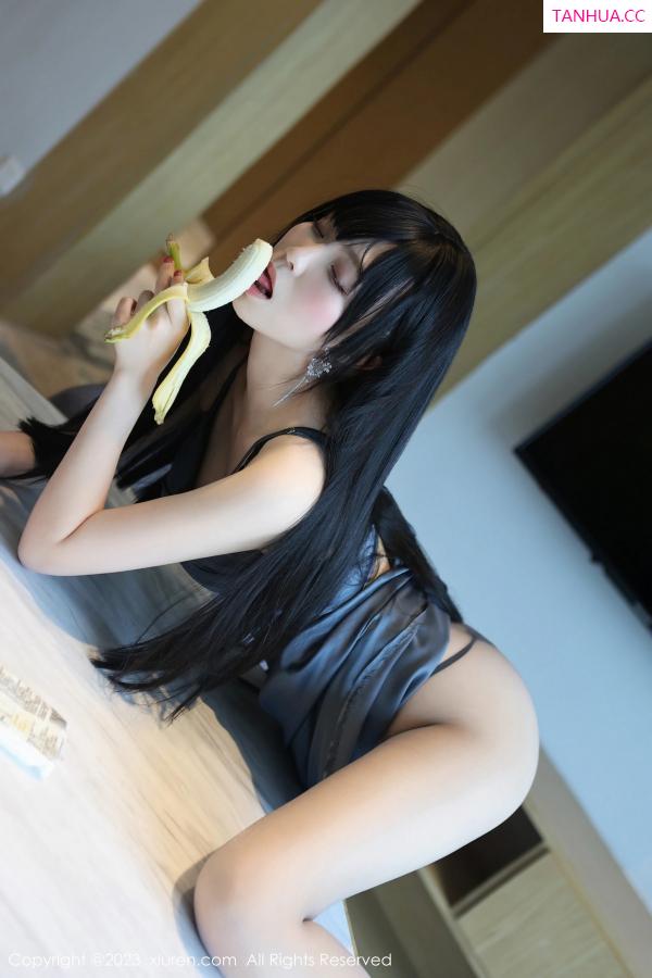   [XiuRen]高清写真图 2023.05.10 No.6714 谭小灵 制服黑丝第35张图片